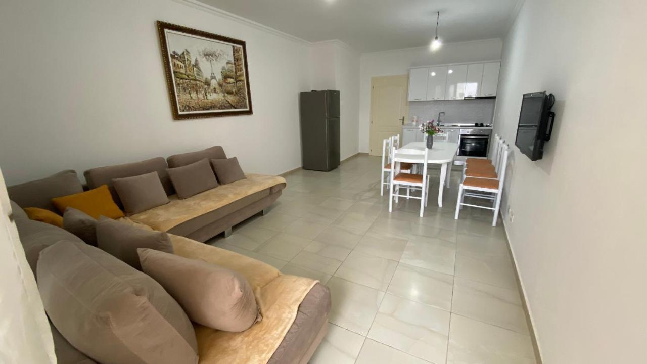 Adriatik Apartment Durres Bagian luar foto