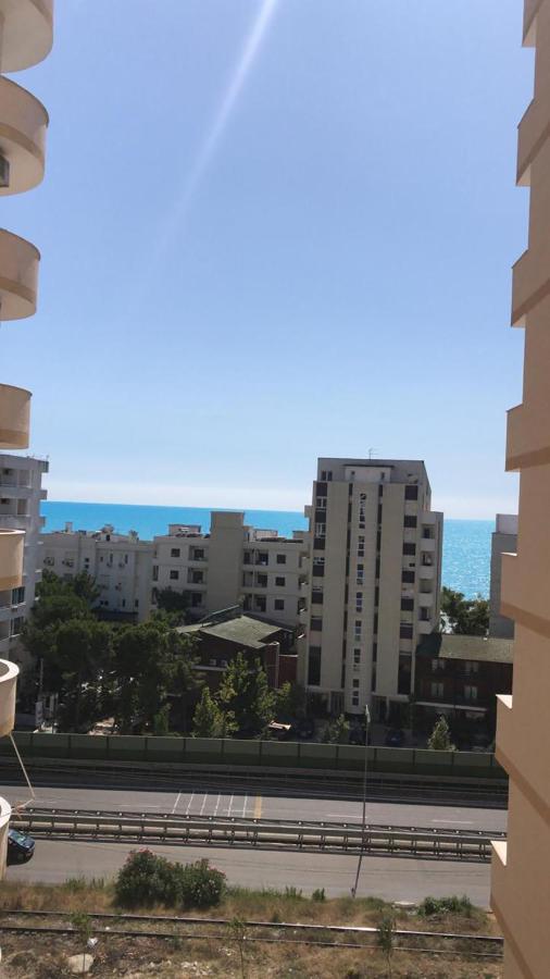 Adriatik Apartment Durres Bagian luar foto