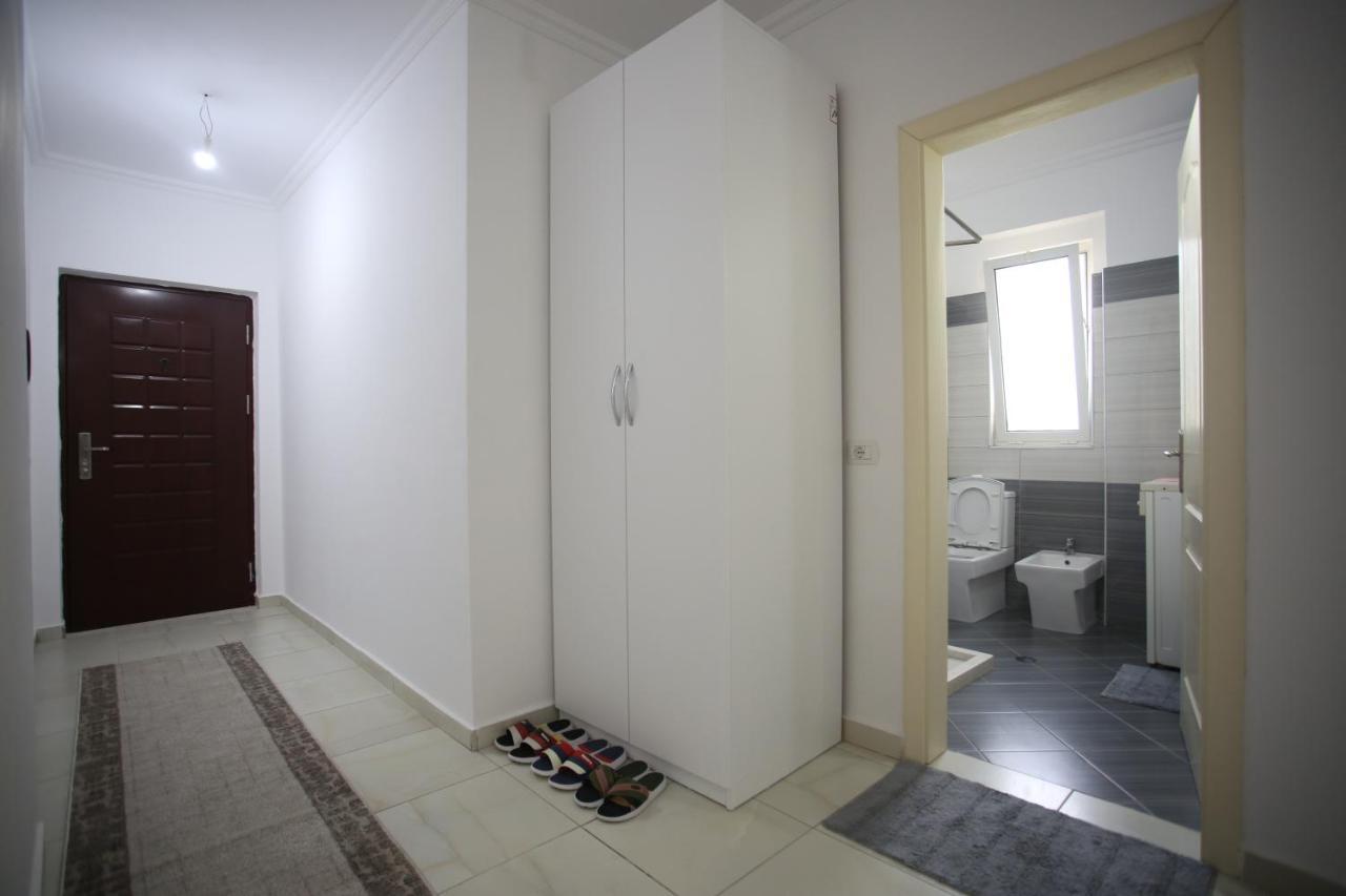 Adriatik Apartment Durres Bagian luar foto