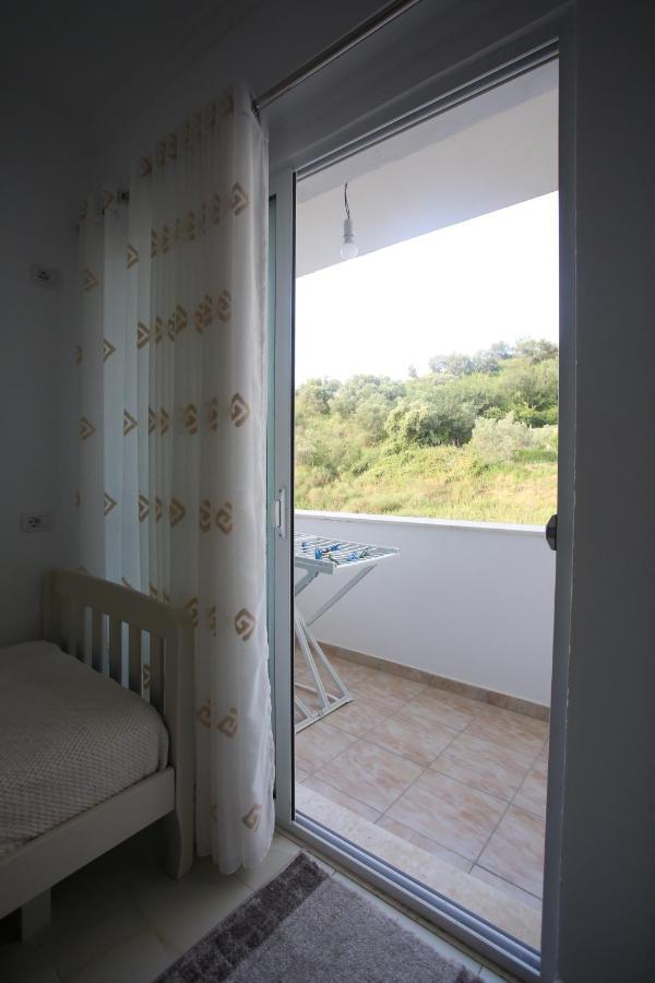 Adriatik Apartment Durres Bagian luar foto