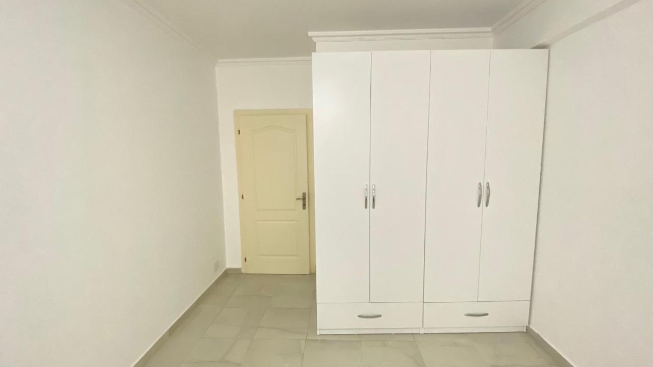Adriatik Apartment Durres Bagian luar foto
